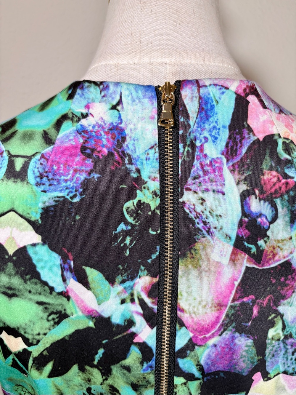 MILLY Coco Orchard Printed Sheath Dress Size 12 - Picture 5 of 10